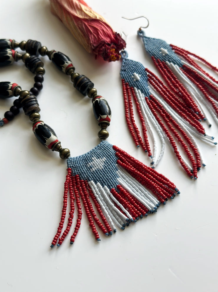 Bandera Artesanal Collar Taino