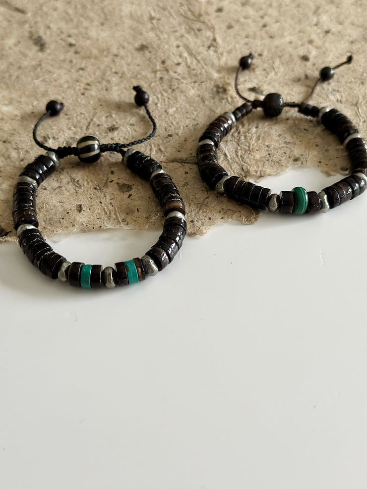 Natural Shell and Malachite Bracelet