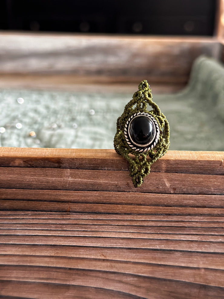 Green Macrame Onyx Ring Size 6