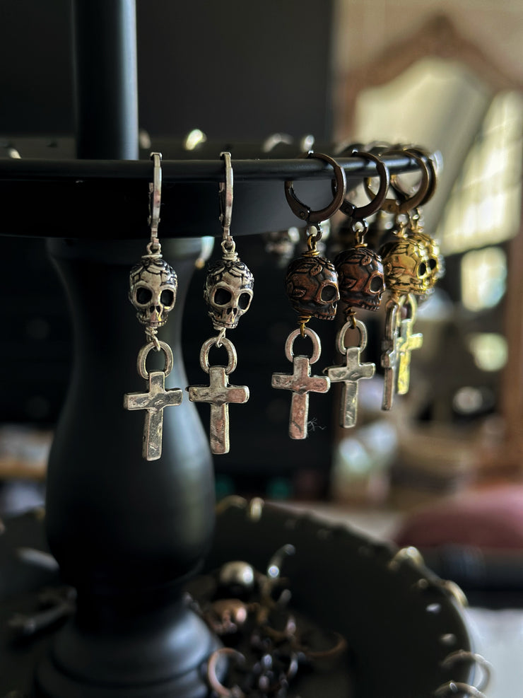 Skull and Cross Earrings Silver