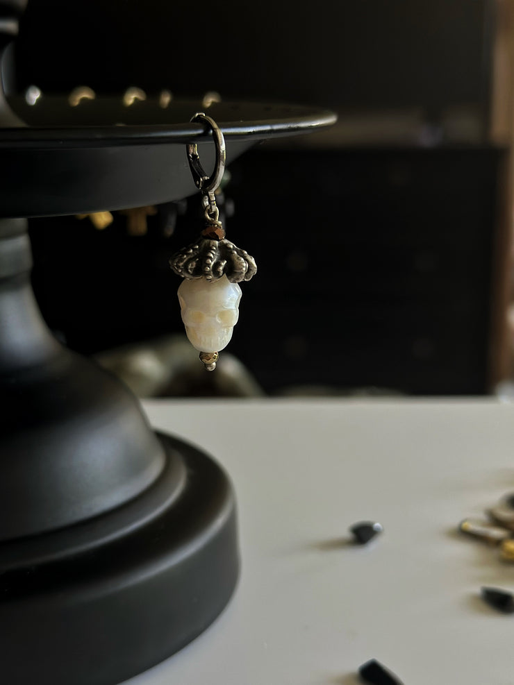 Pirate Skull Carved Pearl Earring