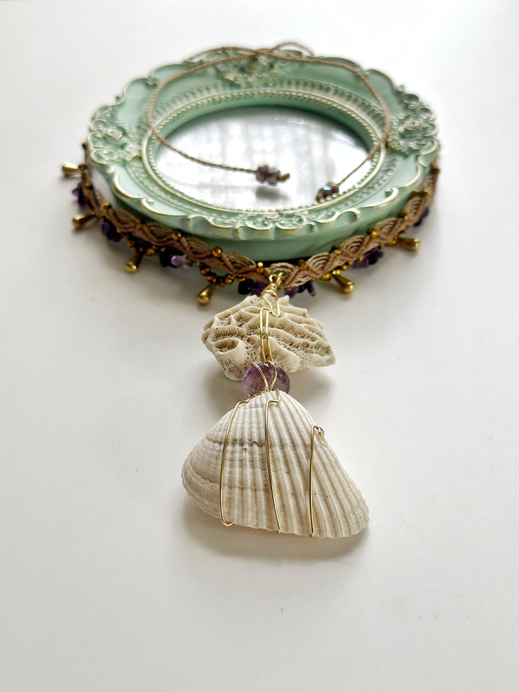 Natural Seashell and Amethyst Choker