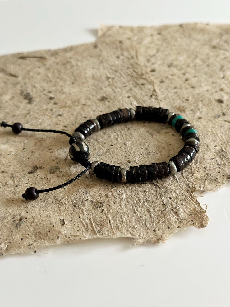 Natural Shell and Malachite Bracelet