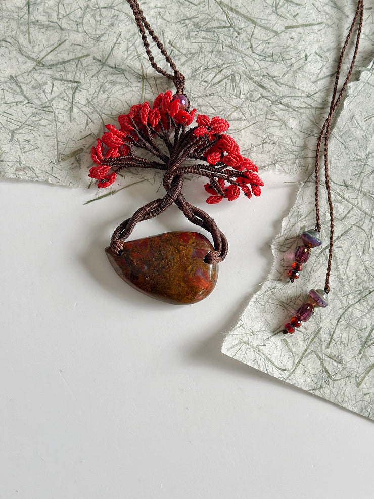 Flamboyan with Golden Red Pietersite