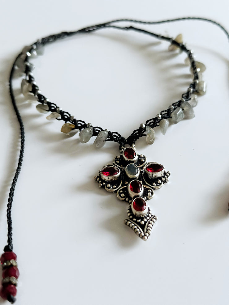 Garnet and Labradorite 925 Silver Cross Macrame Choker
