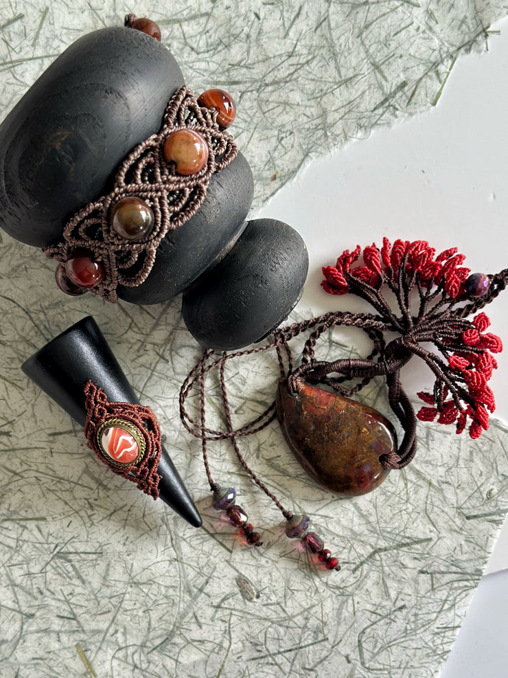 Agate Macrame Bracelet