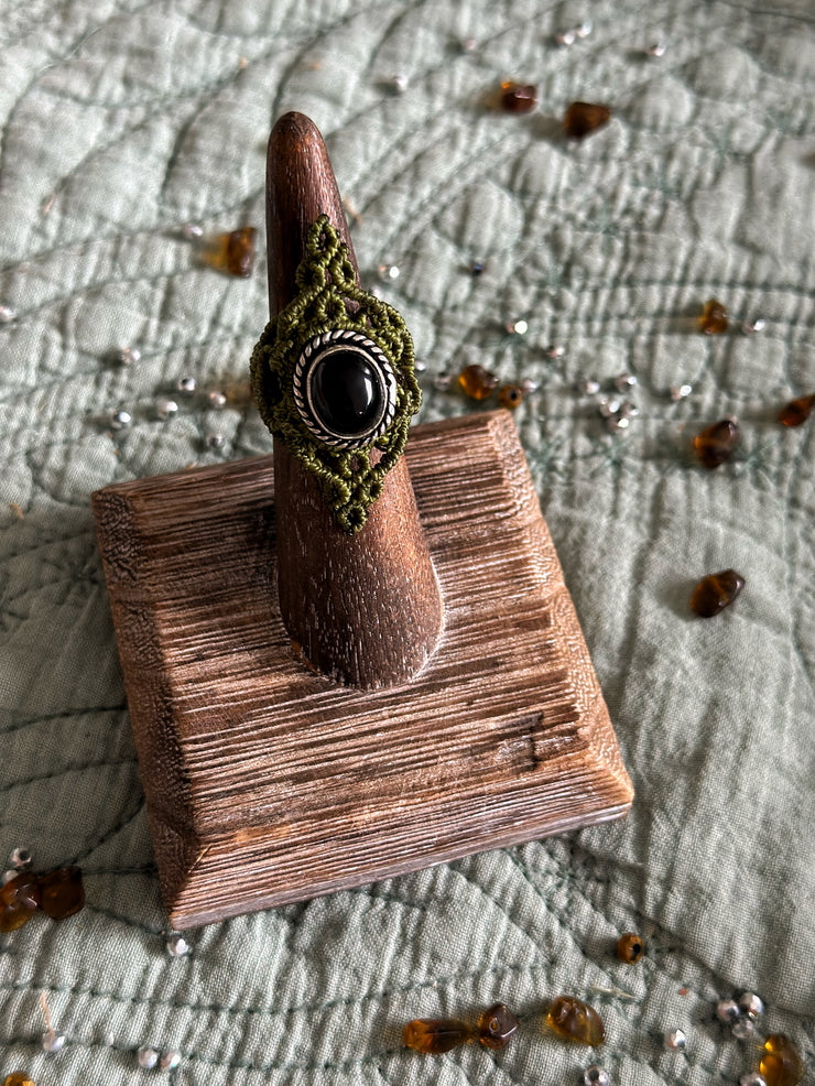 Green Macrame Onyx Ring Size 6