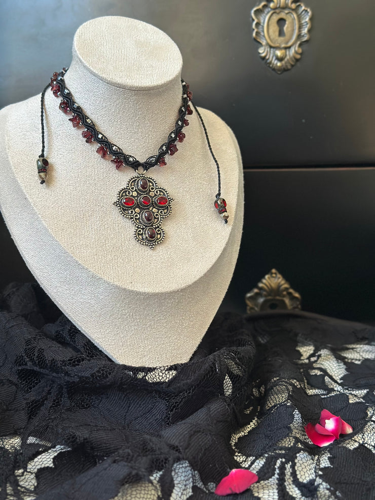 Garnet 925 Silver Cross Macrame Choker
