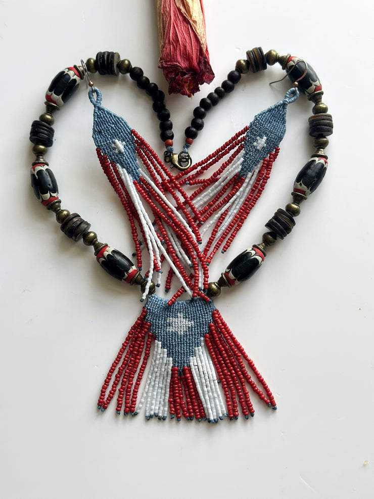 Bandera Artesanal Collar Taino