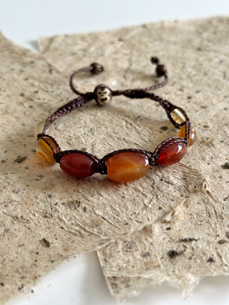 Agate Adjustable Macrame Bracelet