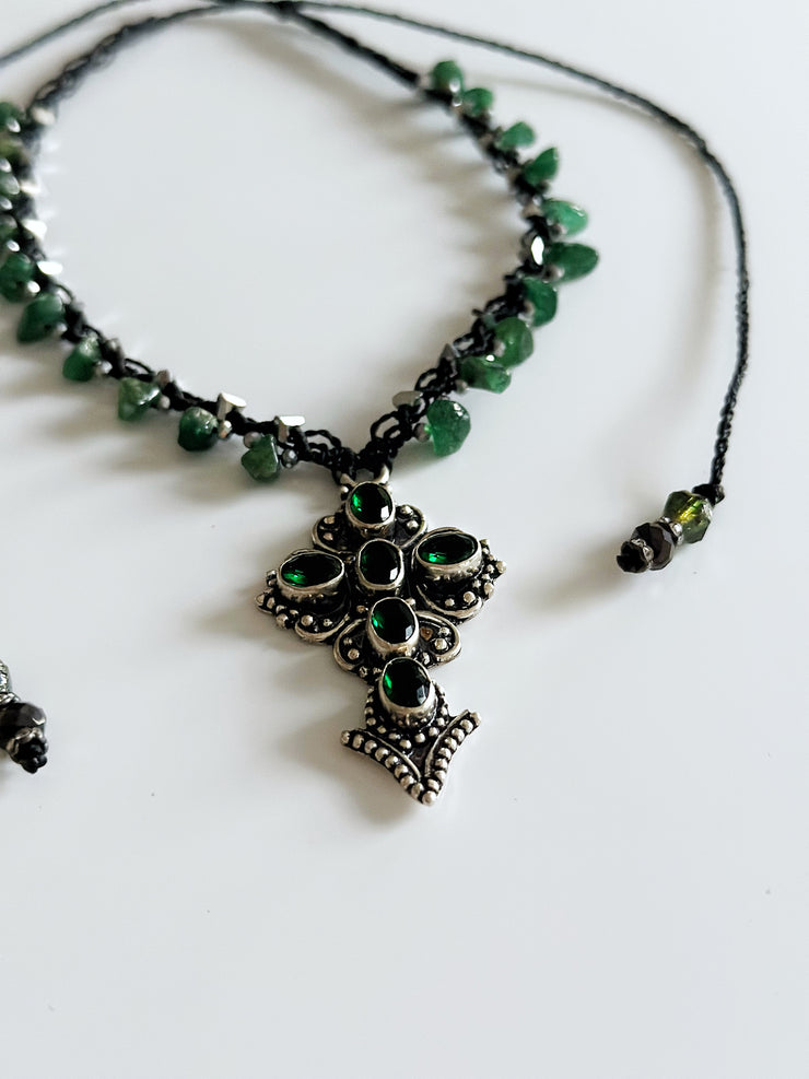 Diopside Emerald 925 Sterling Silver Cross Macrame Choker