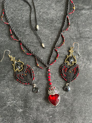 Queen of Hearts Macrame Set