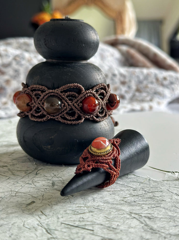 Agate Macrame Bracelet