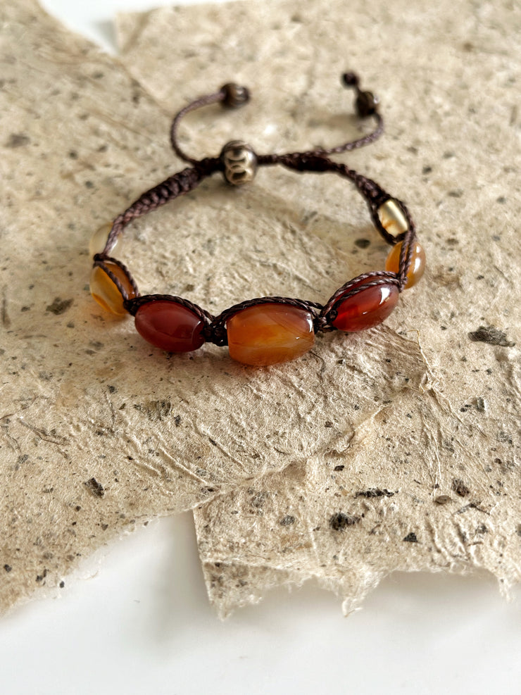 Agate Adjustable Macrame Bracelet