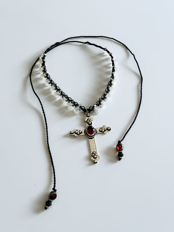 Garnet Cross in 925 Silver with White Quartz Macrame Choker