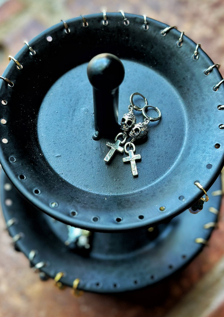 Skull and Cross Earrings Silver