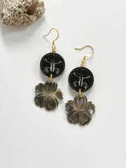 Coqui Flower Black Lip Shell Earrings