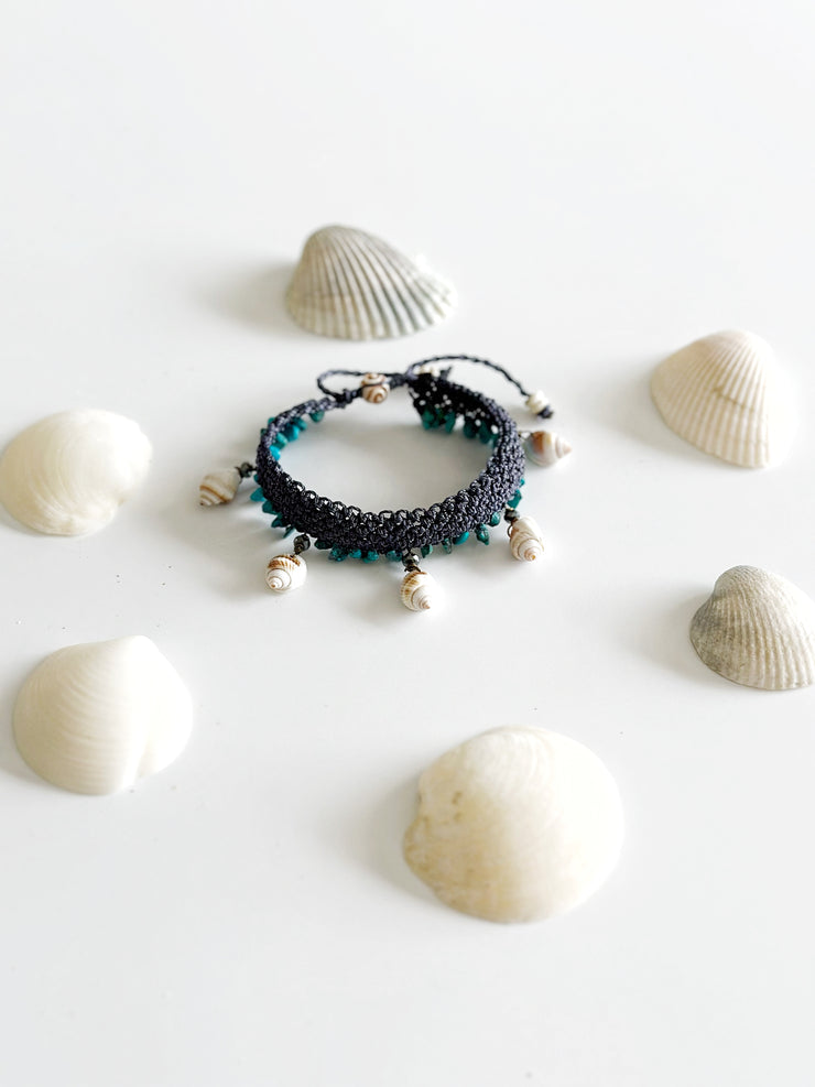 Cat Eye and Shell Adjustable Macrame Bracelet