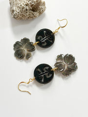 Coqui Flower Black Lip Shell Earrings