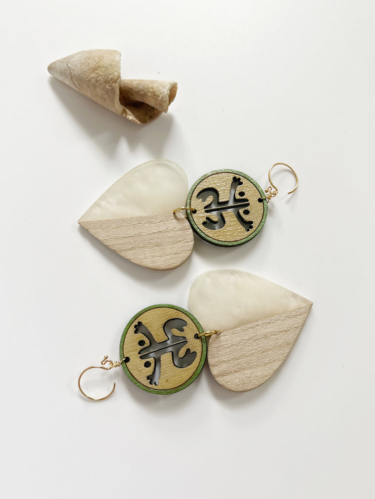 Coqui Natural Wood and Resin Earrings