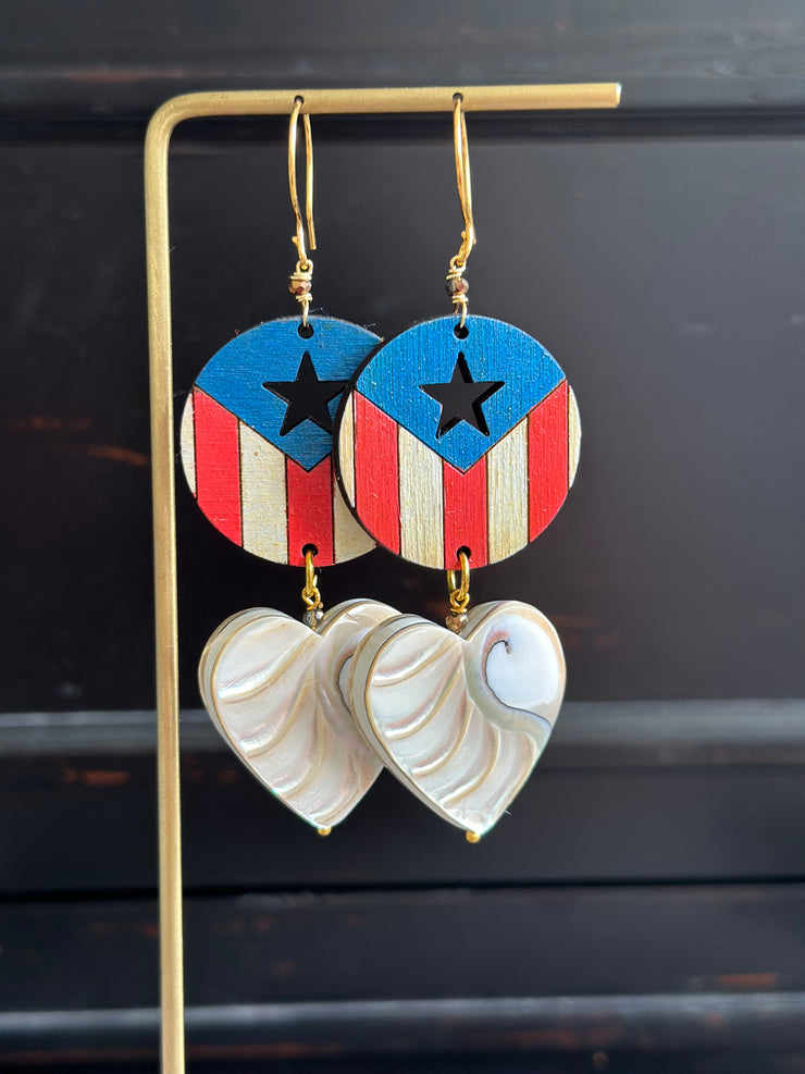 Bandera Nautilus Shell Heart Wave Earrings