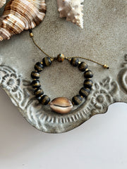 Maga Luna Cowrie Bracelet Mixed Brown and Black