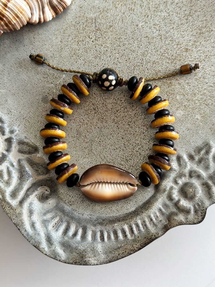 Maga Luna Cowrie Bracelet Yellow