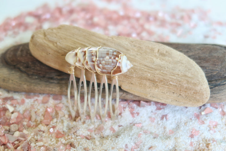 Lettered Olive Seashell Hair Pin