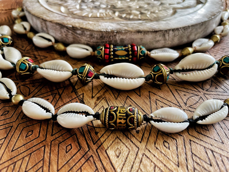 Tibetan Cowrie Choker