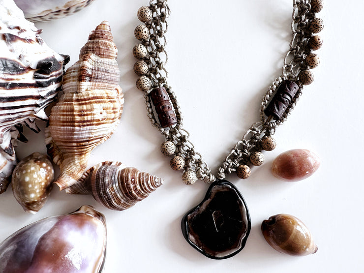 Sliced Agate Hemp and Wood Necklace