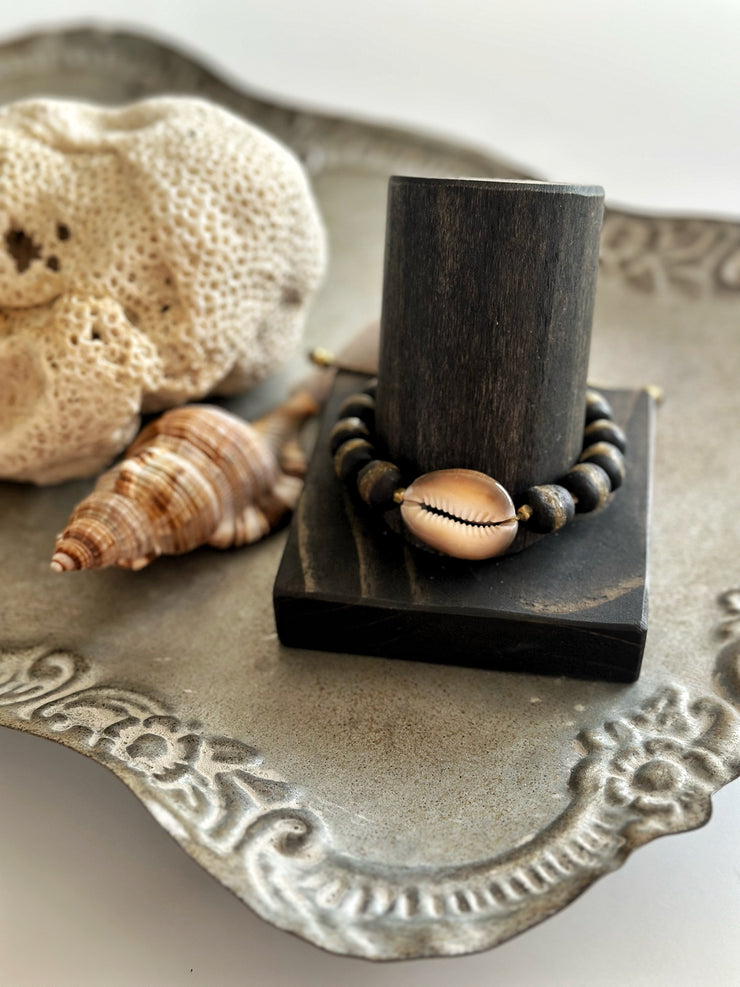 Maga Luna Cowrie Bracelet Mixed Brown and Black