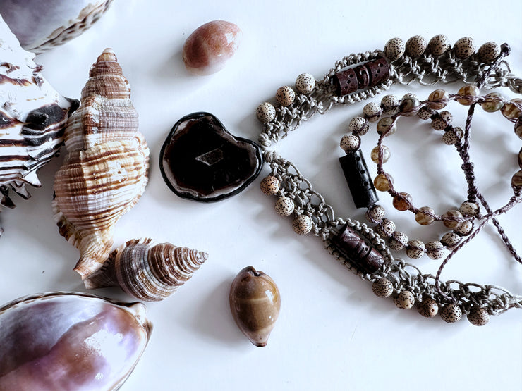 Sliced Agate Hemp and Wood Necklace